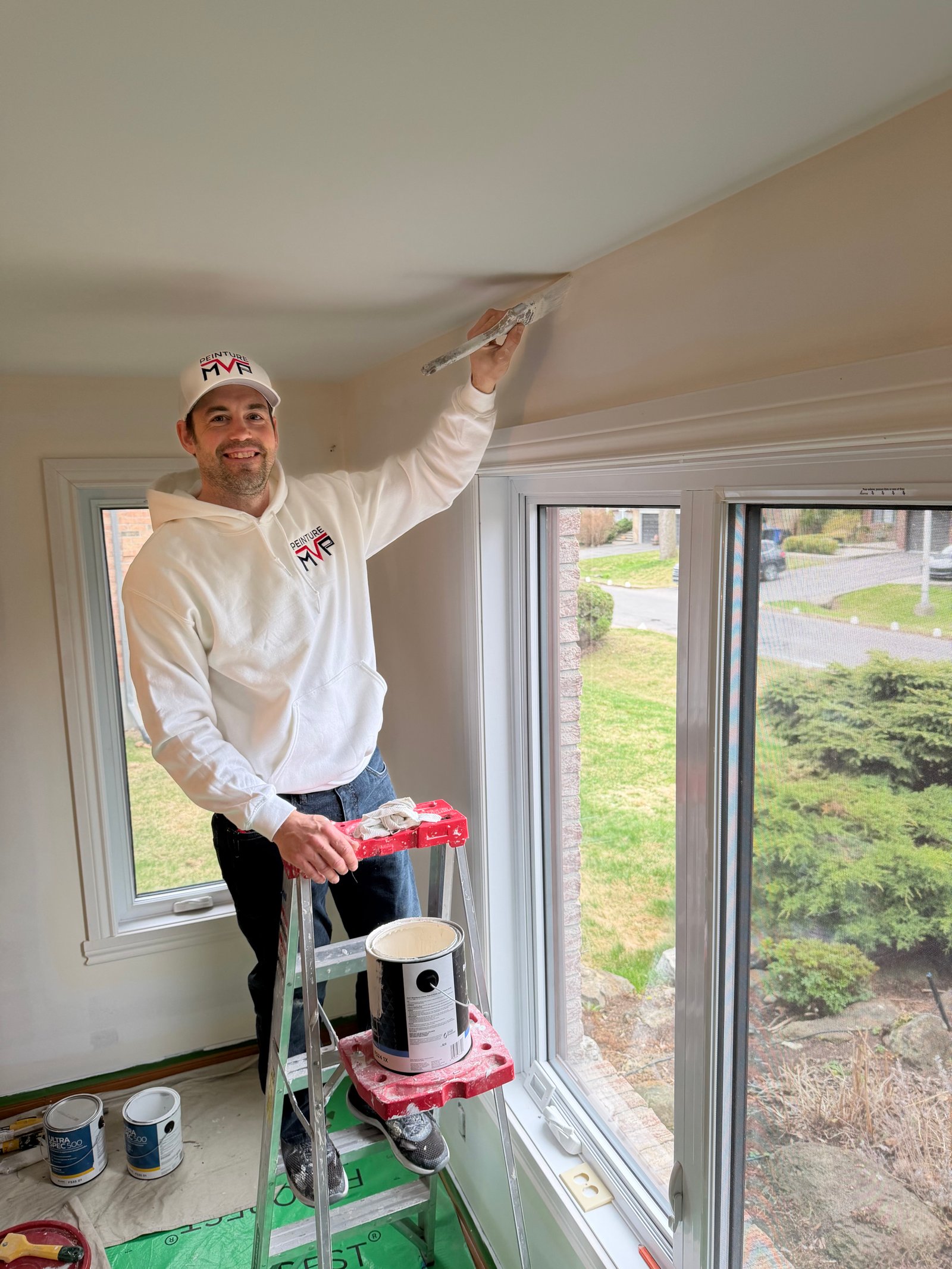 MVP Peinture professional painter at work — precision and care