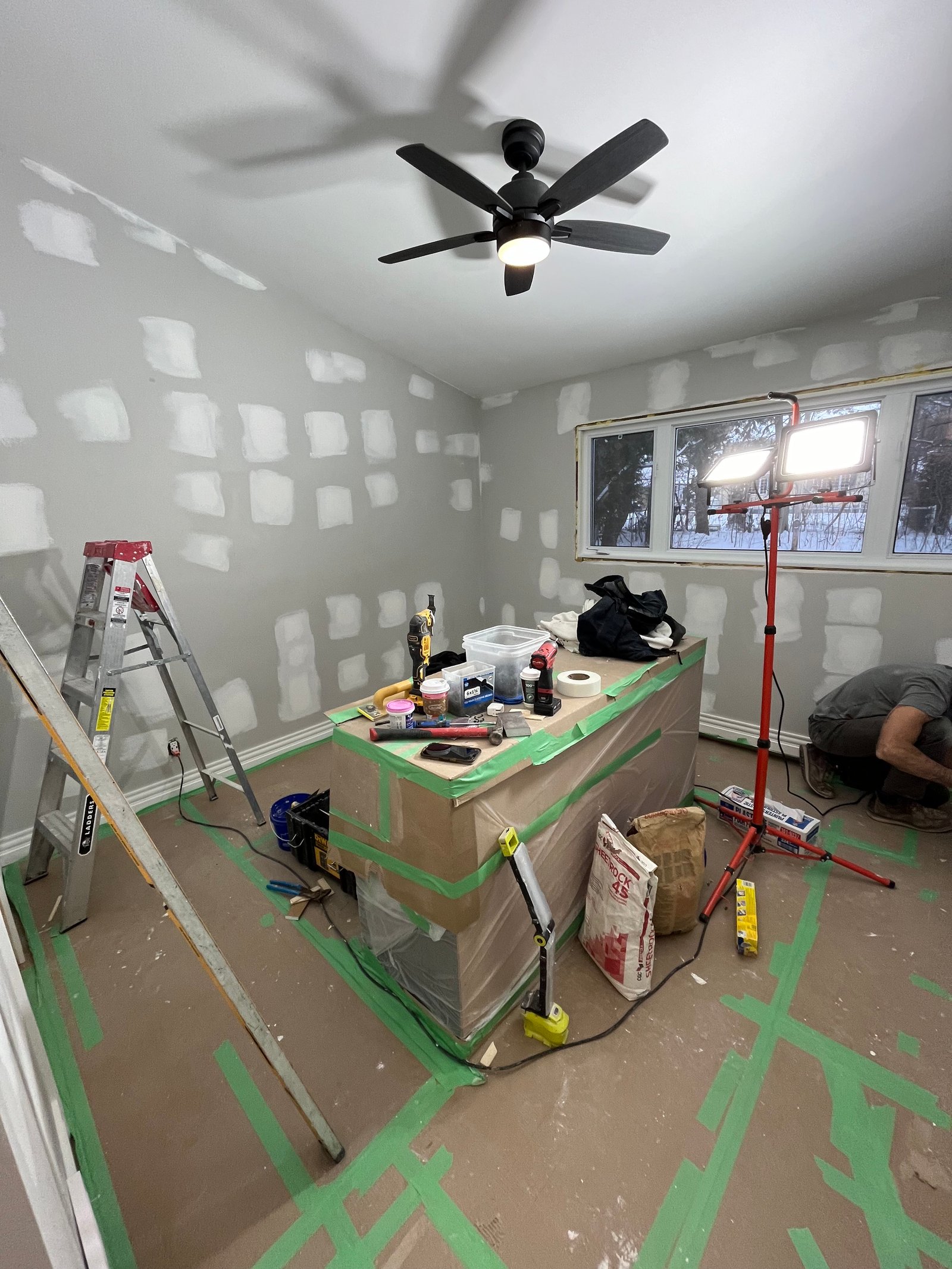 Plaster repair and seamless refinishing