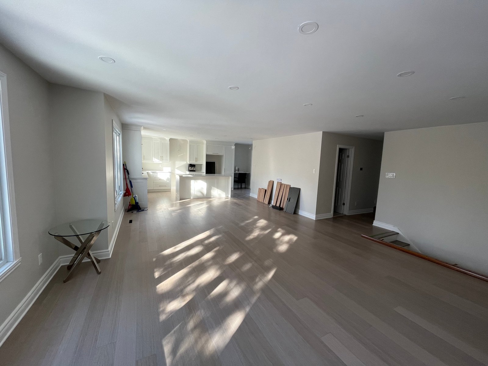 Interior living room repaint — fresh, bright result